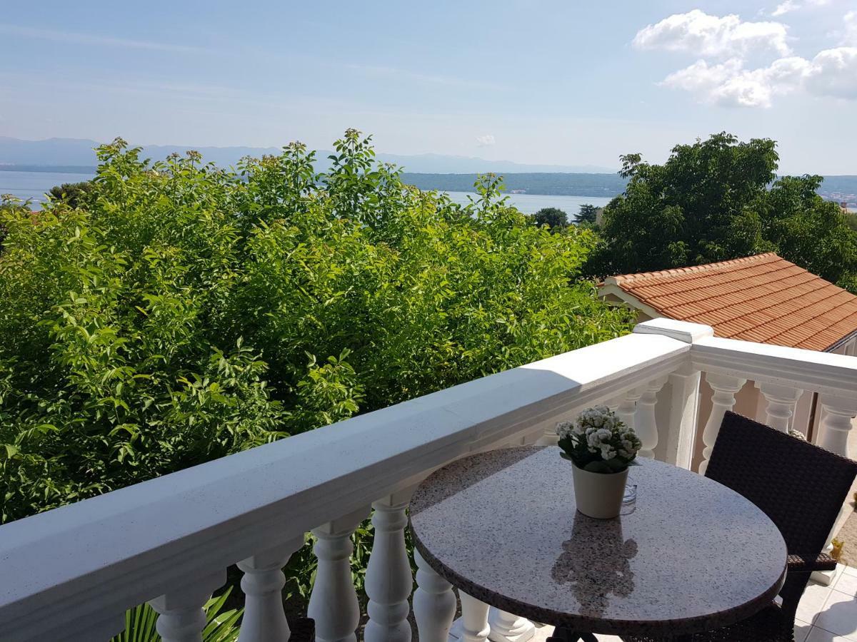 Pansion Katarina Bed & Breakfast Malinska Ngoại thất bức ảnh
